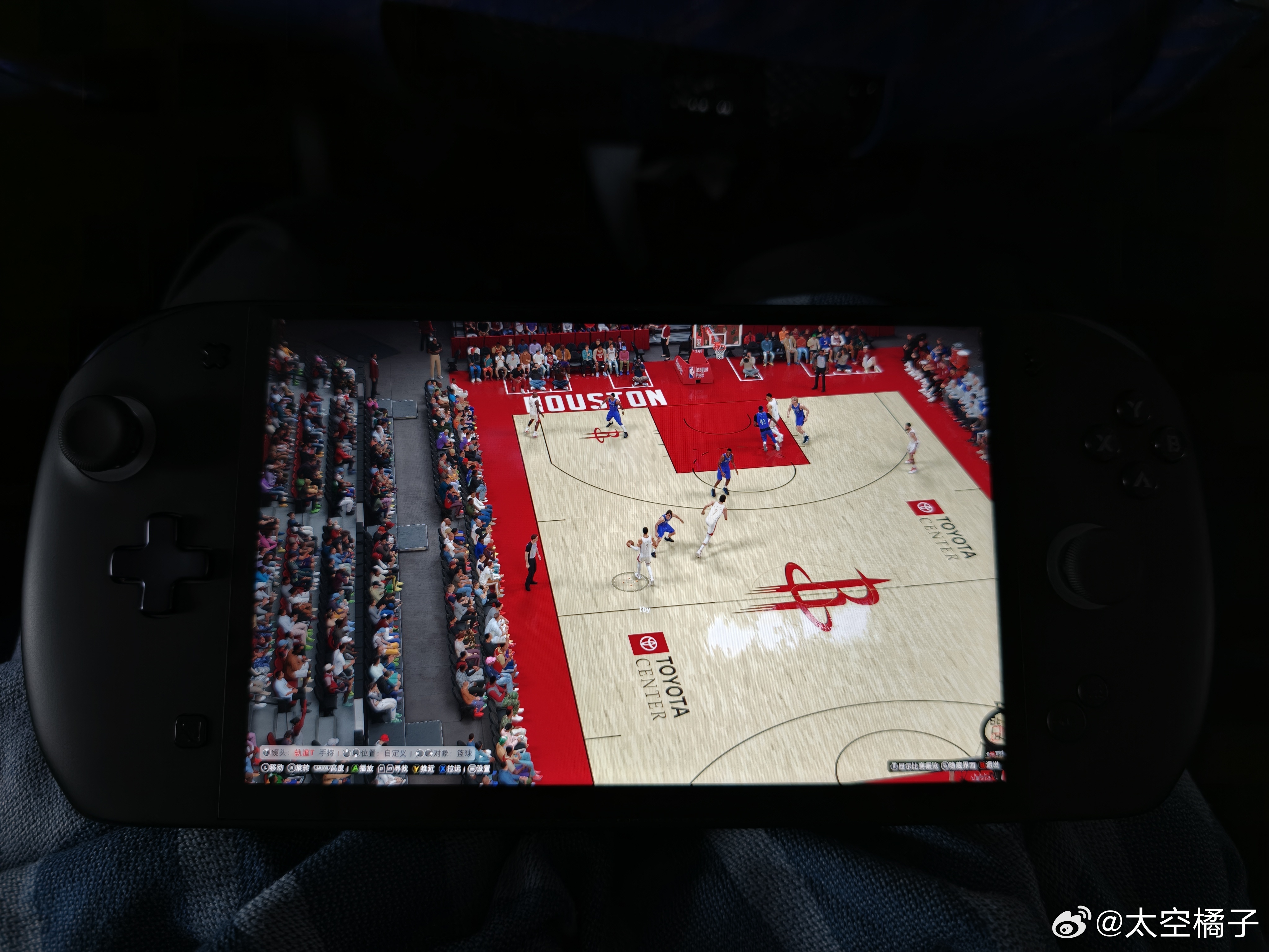 这么猛的掌机画面你受得了吗