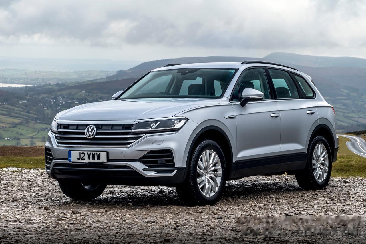 2023款大众途锐正式上市，售价58.78-77.38万元，新车仅是动力方面满足