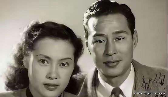 1938年16岁秦怡赴渝抗日，单纯少女初尝乱世人心险恶

1938年，抗战烽火燃