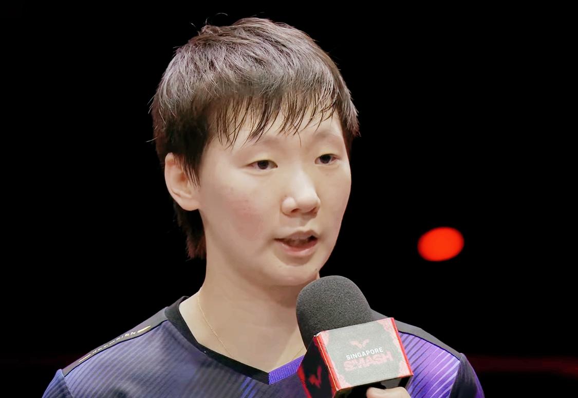 王曼昱战胜张本美和的采访，记者问题刁钻，鳗鱼高情商化解。

记者问：
鳗鱼下一场