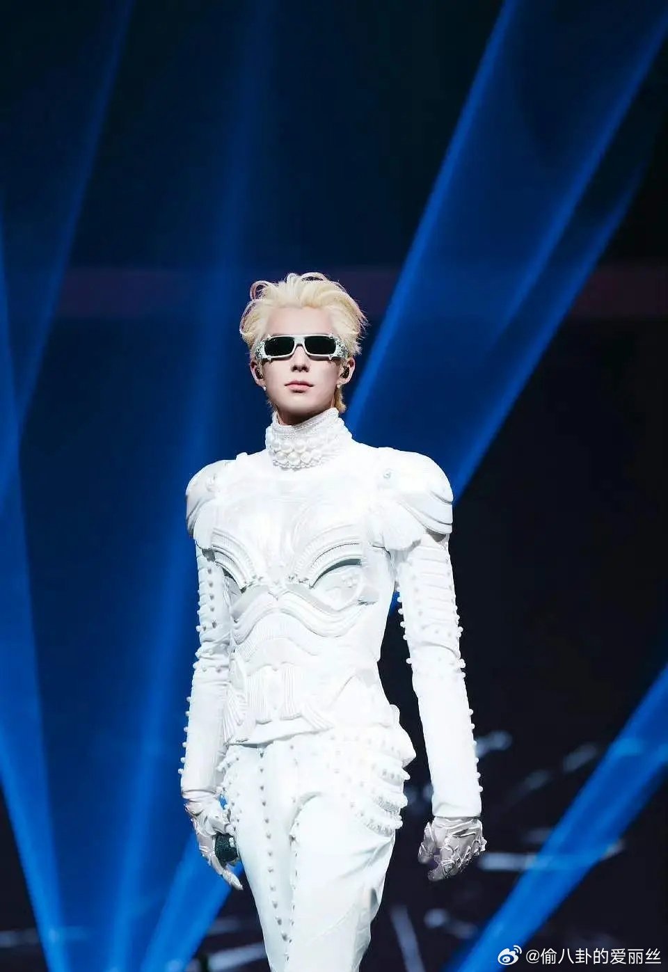 猴子也是有帅的时候的 