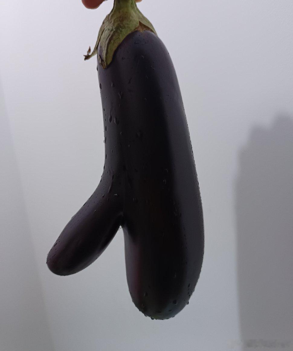 “菜不可貌相”具象化了，蔬菜藏起来的“小心思”不容忽视，深扒一下，嘌呤超过牛肉的