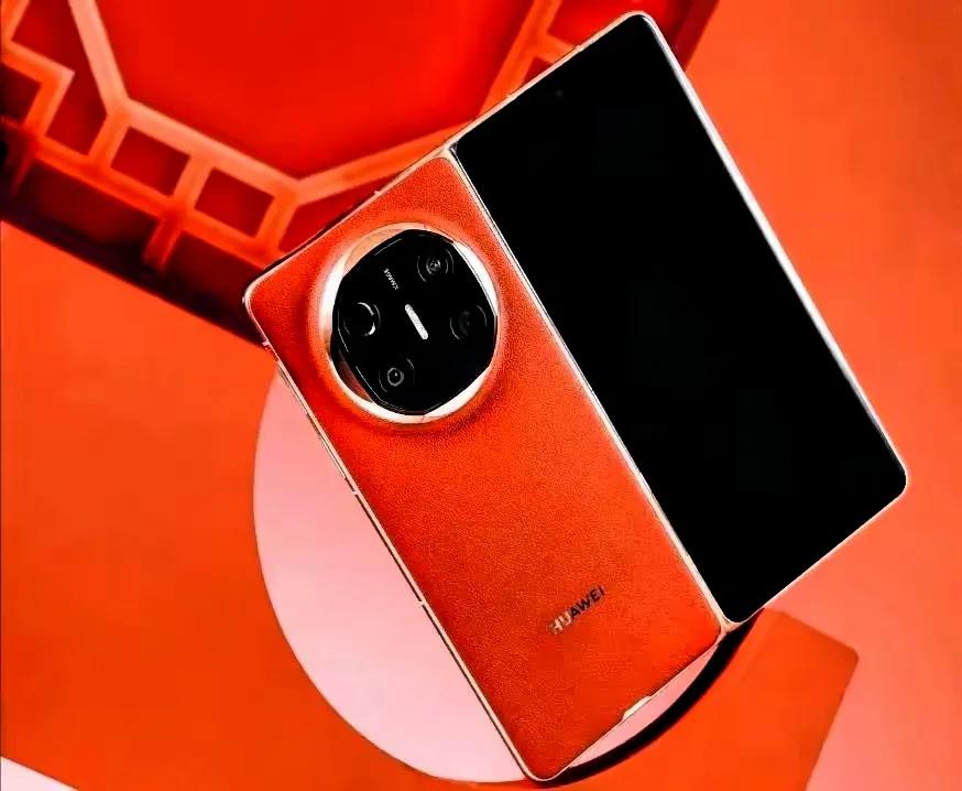 华为Mate X7要来了！折叠屏终于不只是“花架子”？
 
折叠屏终于要摆脱“买