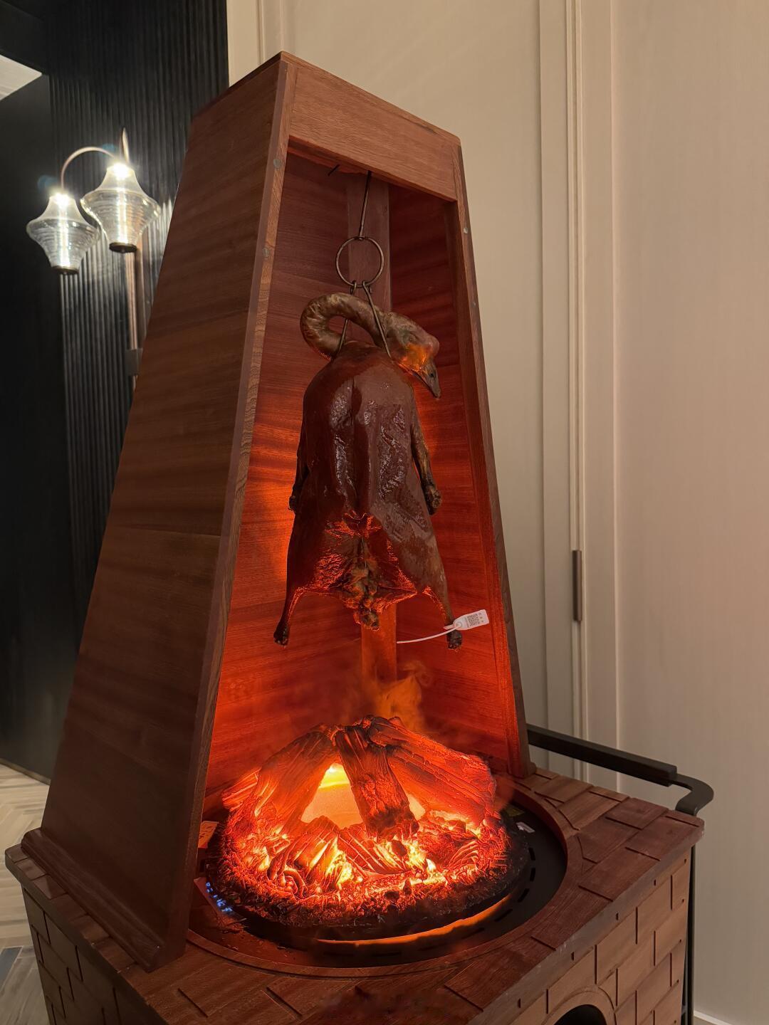 美国网友开始卷了 带身份证的烤鸭，美国网友吃不上人生啊，失去的东西最终都会回到我