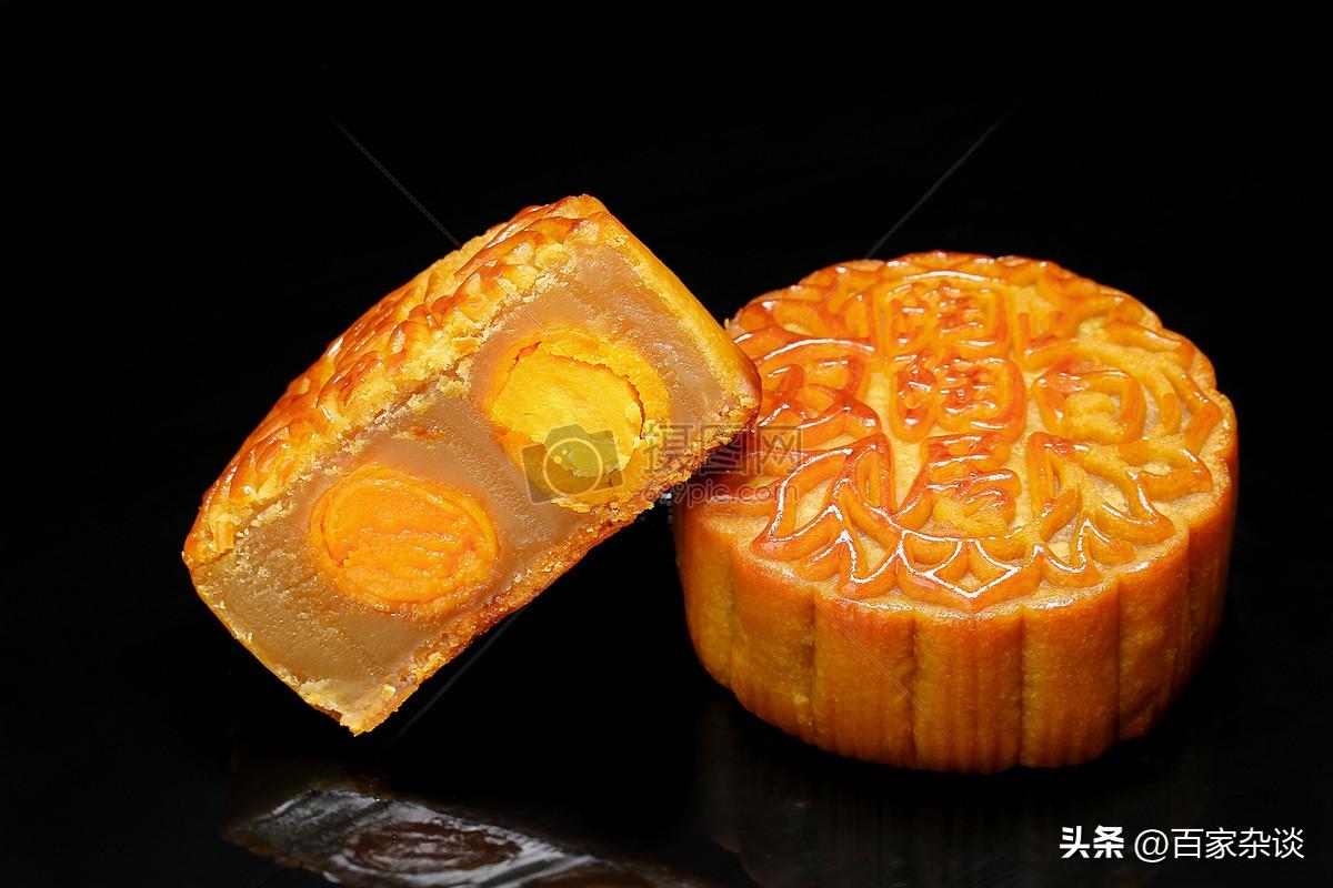 有没有发现，
今年的中秋节出现了这几个反常现象：

1、月饼是越做越精致，但价格