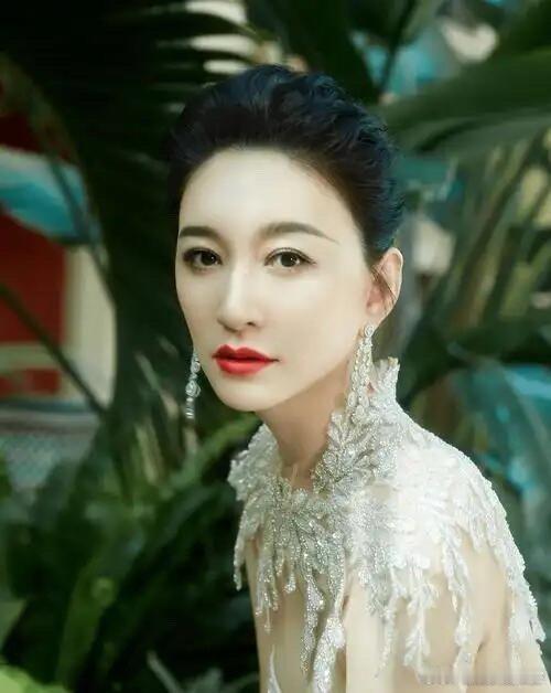 李小冉我每天吃一个唐僧 这是什么神仙回答，李小冉一句话把节目变成西游记番外篇。 