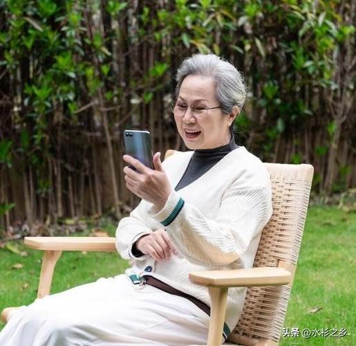 “望子成龙”下的辛酸。天下父母都指望自己的子女成龙成凤，可是当子女真正成为了龙凤