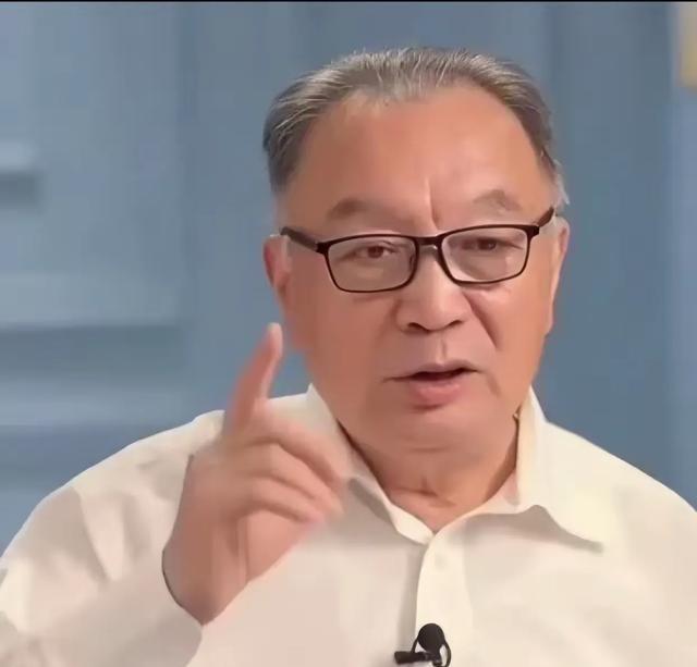 一语振聋发聩！温铁军点破国运底线：共富不成，便是战略级失败 温铁军这句话分量重。