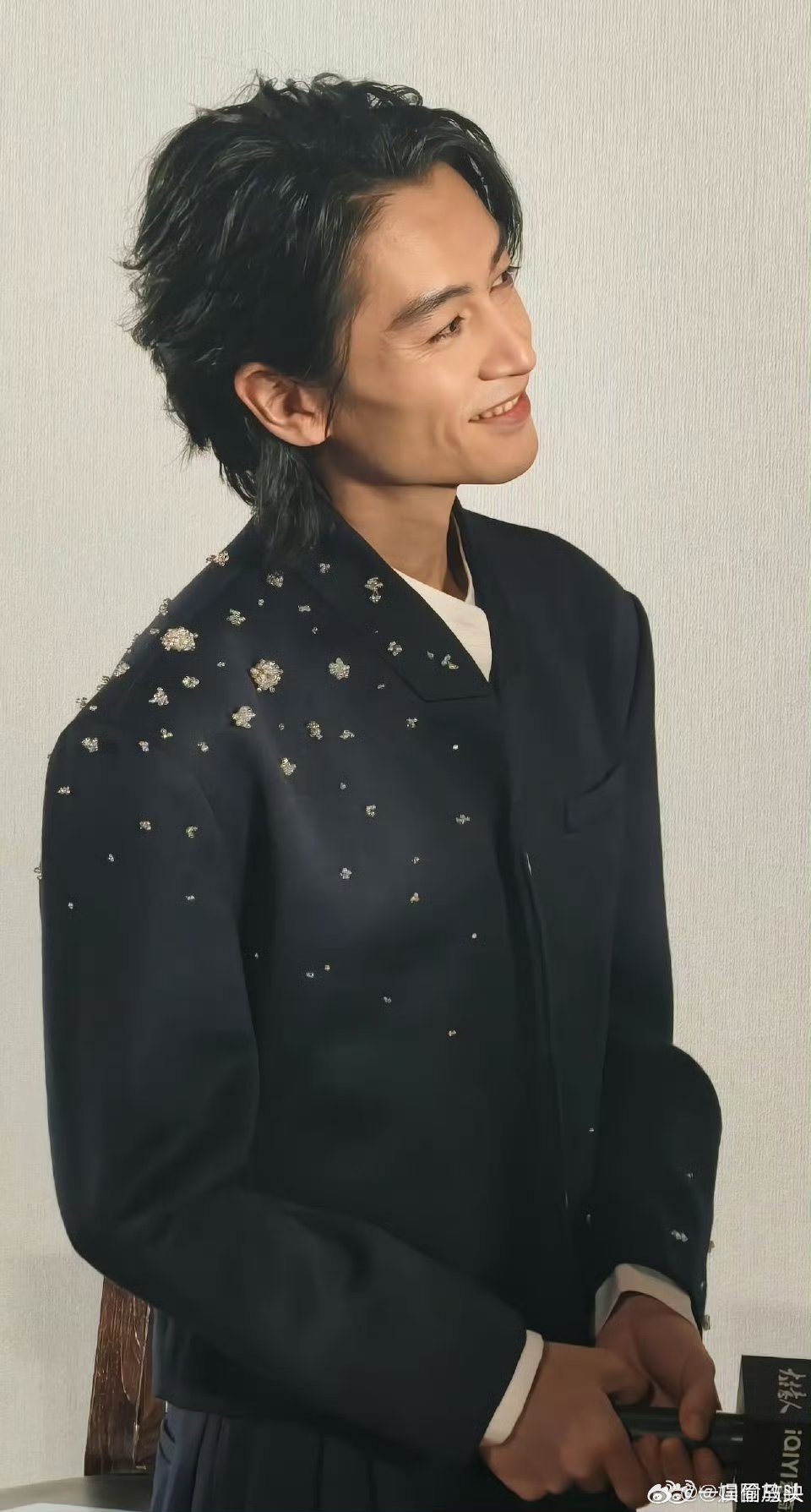 古风狂生也太贴切了吧！又飒又有梗，还主动澄清非宝藏持有者，细节爆料圈粉无数 