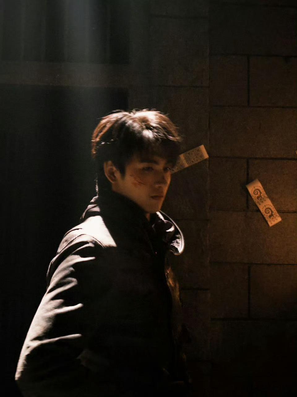 黄俊捷重生之小脆皮变身记从脆弱到复仇的转变，这角色设定实在太带感了！咱们就说这样