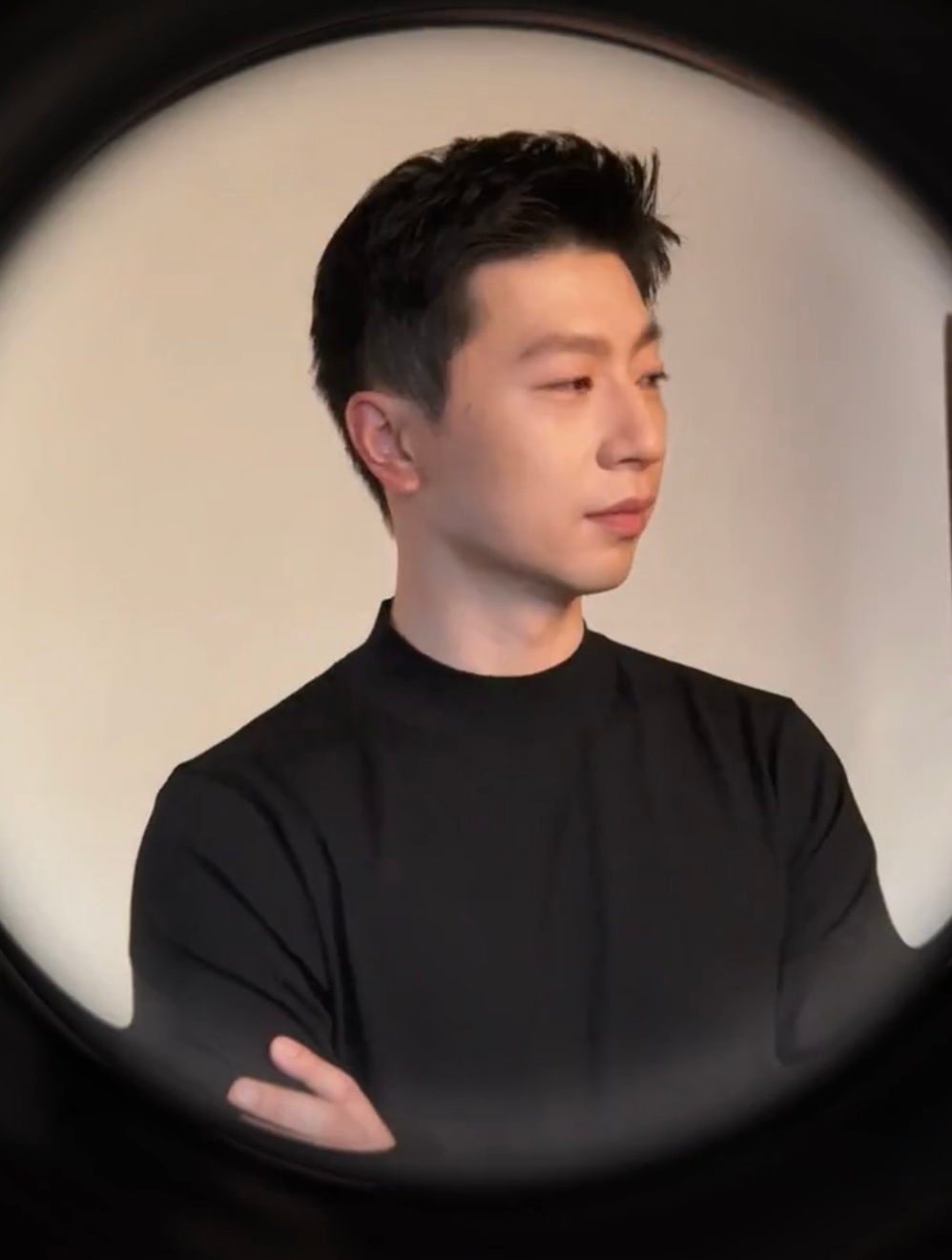 去年今日求百万颜值博主返场 
