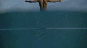 “人一旦迷醉于自身的软弱之中，便会一味软弱下去，会在众人的目光下倒在街头，倒在地