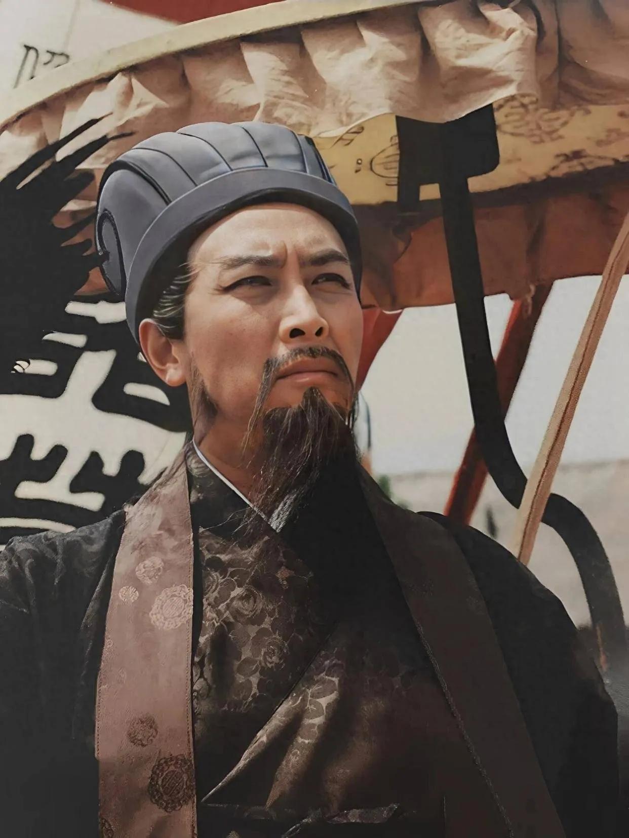 有个怪事，整个三国的顶级谋士，没人敢跟诸葛亮玩阴谋。周瑜跟诸葛亮斗了三次，最终落