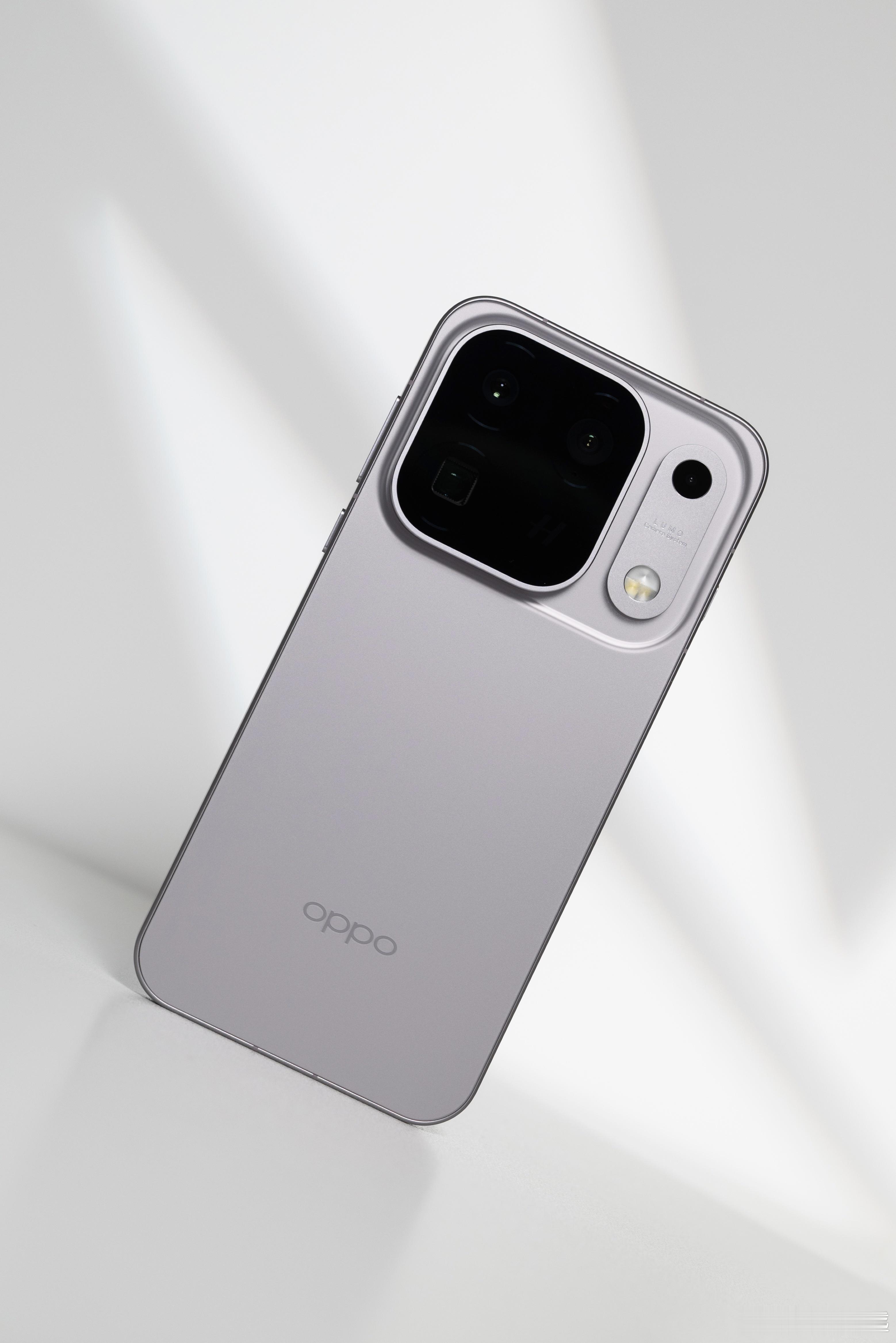 OPPO发布会人生处处都相逢今天来看OPPO Find X10系列！ ​​​