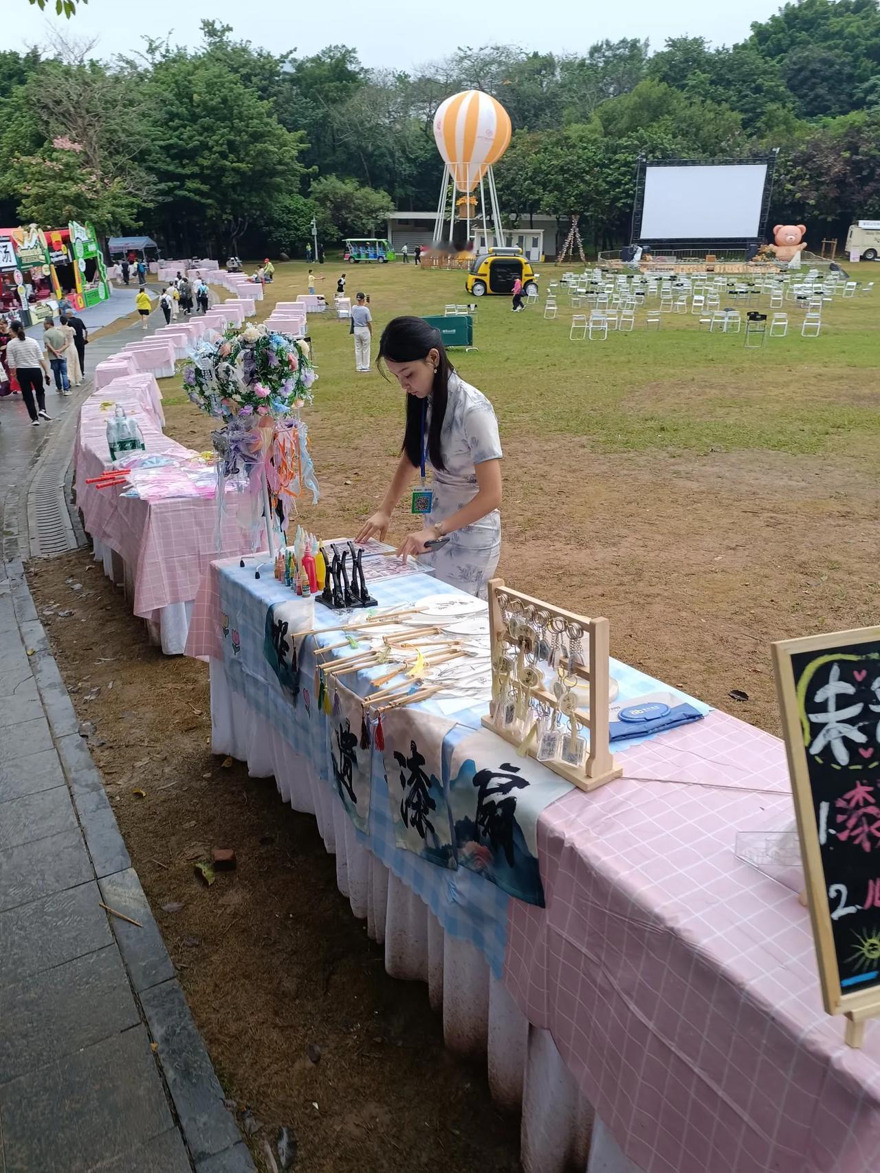 深圳，赚钱做生意的美景，无处不在。