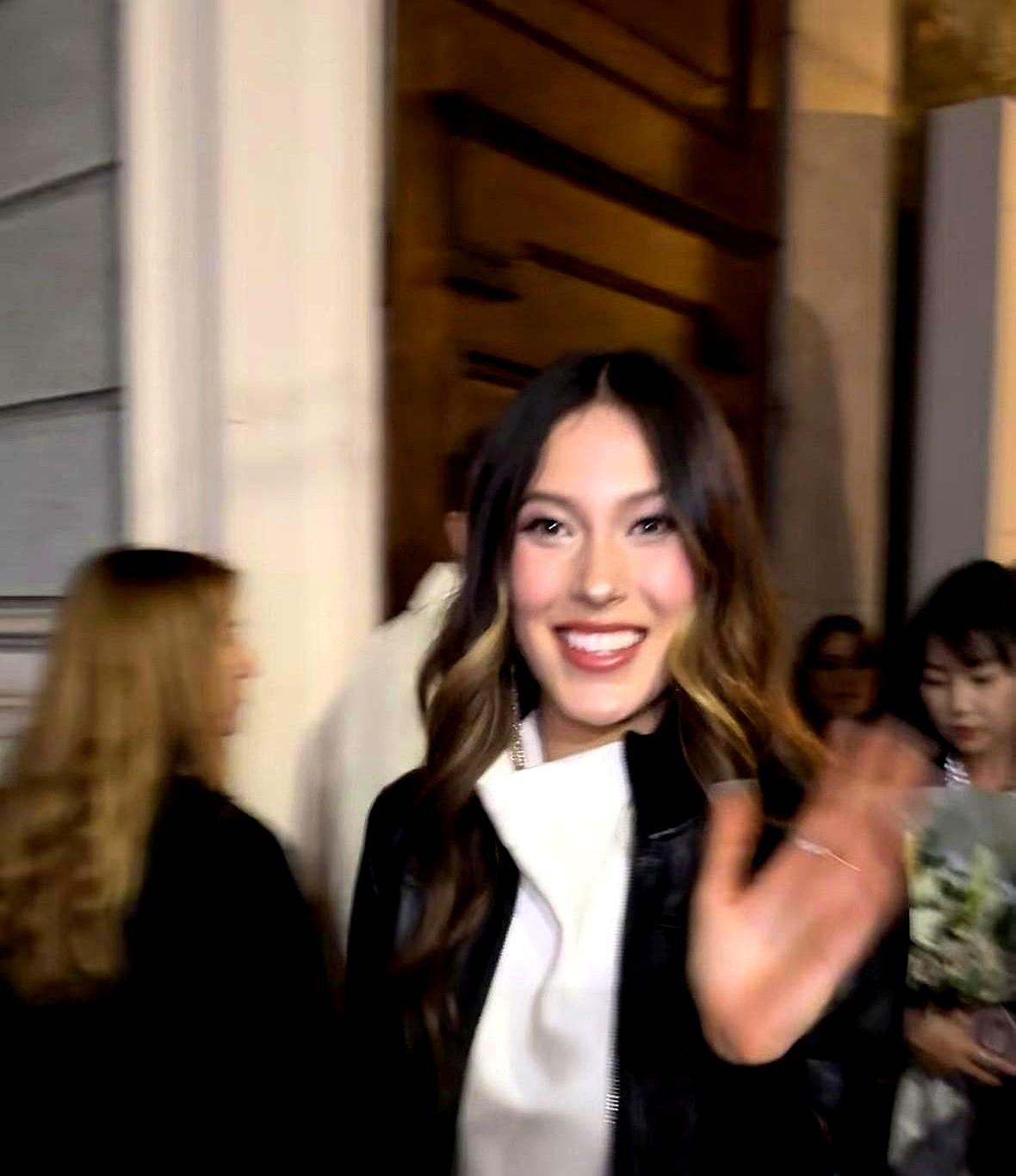 真正刺破普通人时间幻觉的，是米兰机场一个头发微乱的背影。
 
刚在冬奥会斩获一金