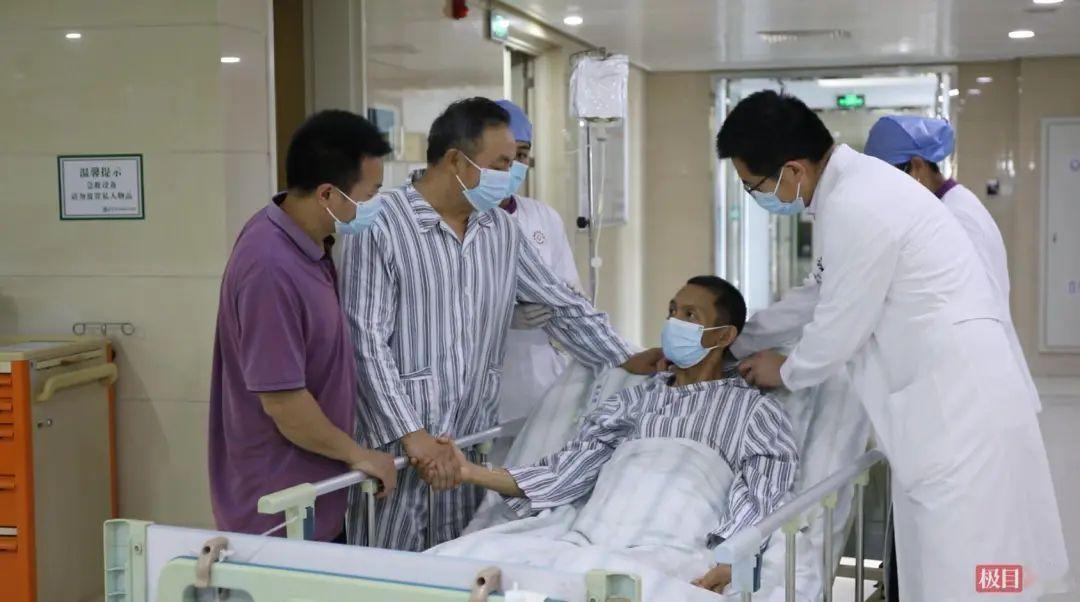 肾脏是生命运转的“过滤器”，而捐肾，是跨越血缘或情谊的极致善意。当健康的肾脏离开