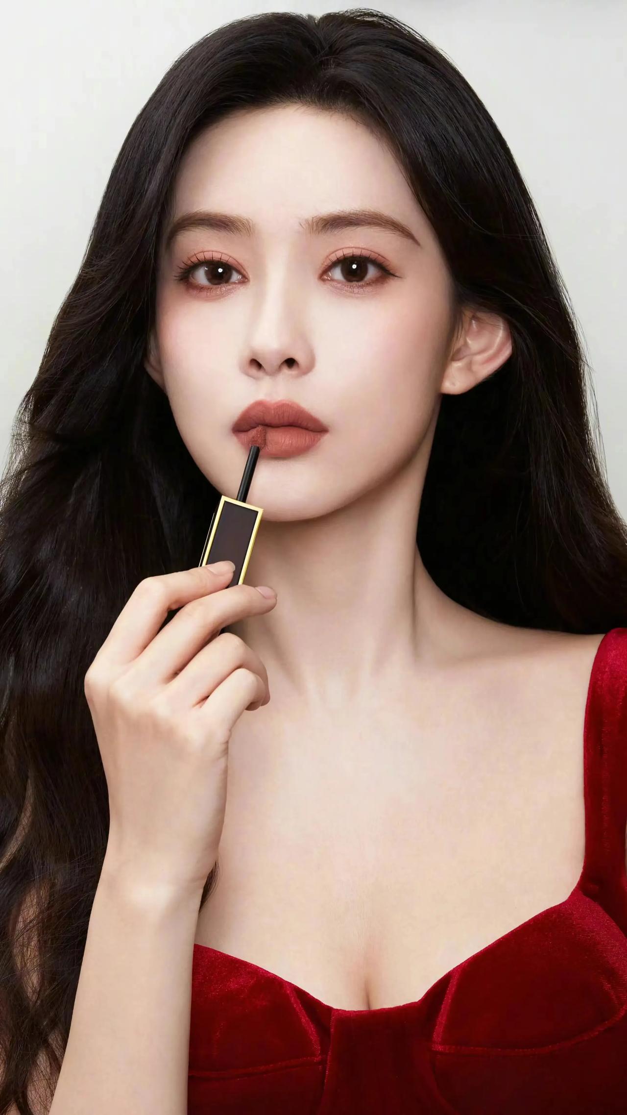 #女明星高清美图# #哪位女神惊艳# #女星谁最美？#
