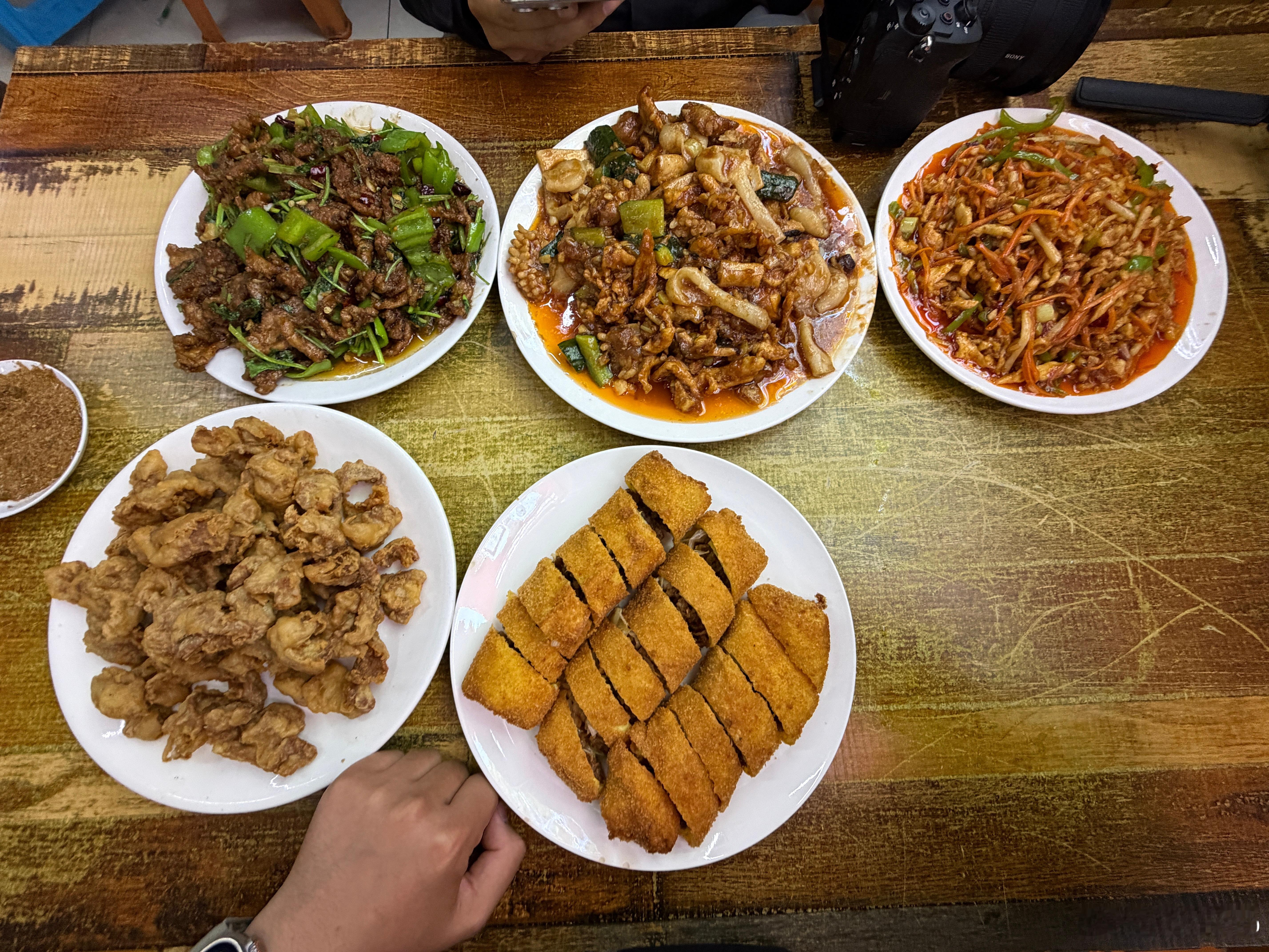 天津这菜码，比东北还猛这几个菜181，吃3顿不是问题 