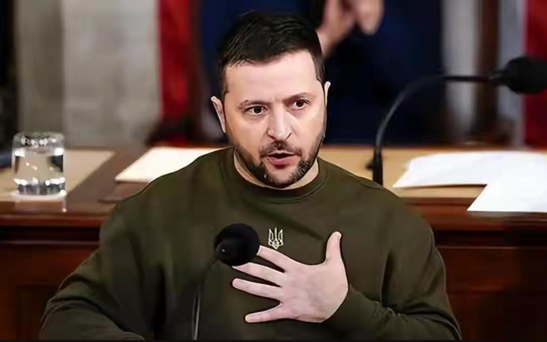 泽连斯基拒绝割地求和能坚持多久难以预测，这受多方因素影响。

  • 外部援助：