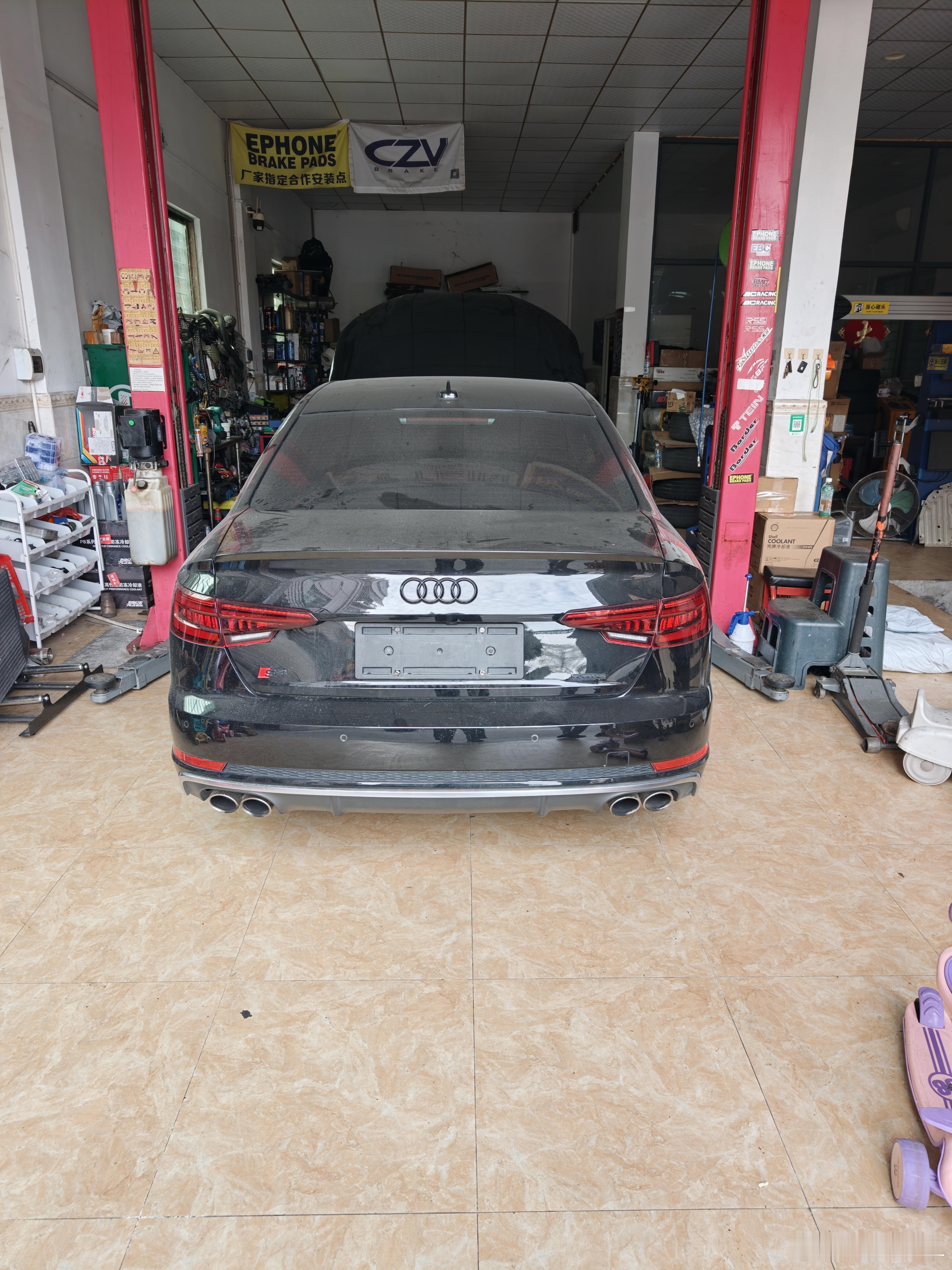 这玩意15万就能收了，现在果然是玩老旧大排量最好的时代