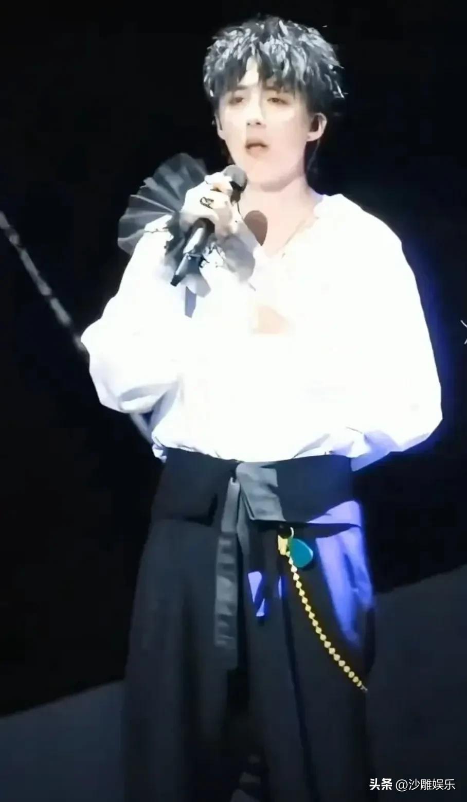 刘宇宁，有心了！

7月29日，刘宇宁又上热搜了！
不是恋情，不是新剧，也不是综