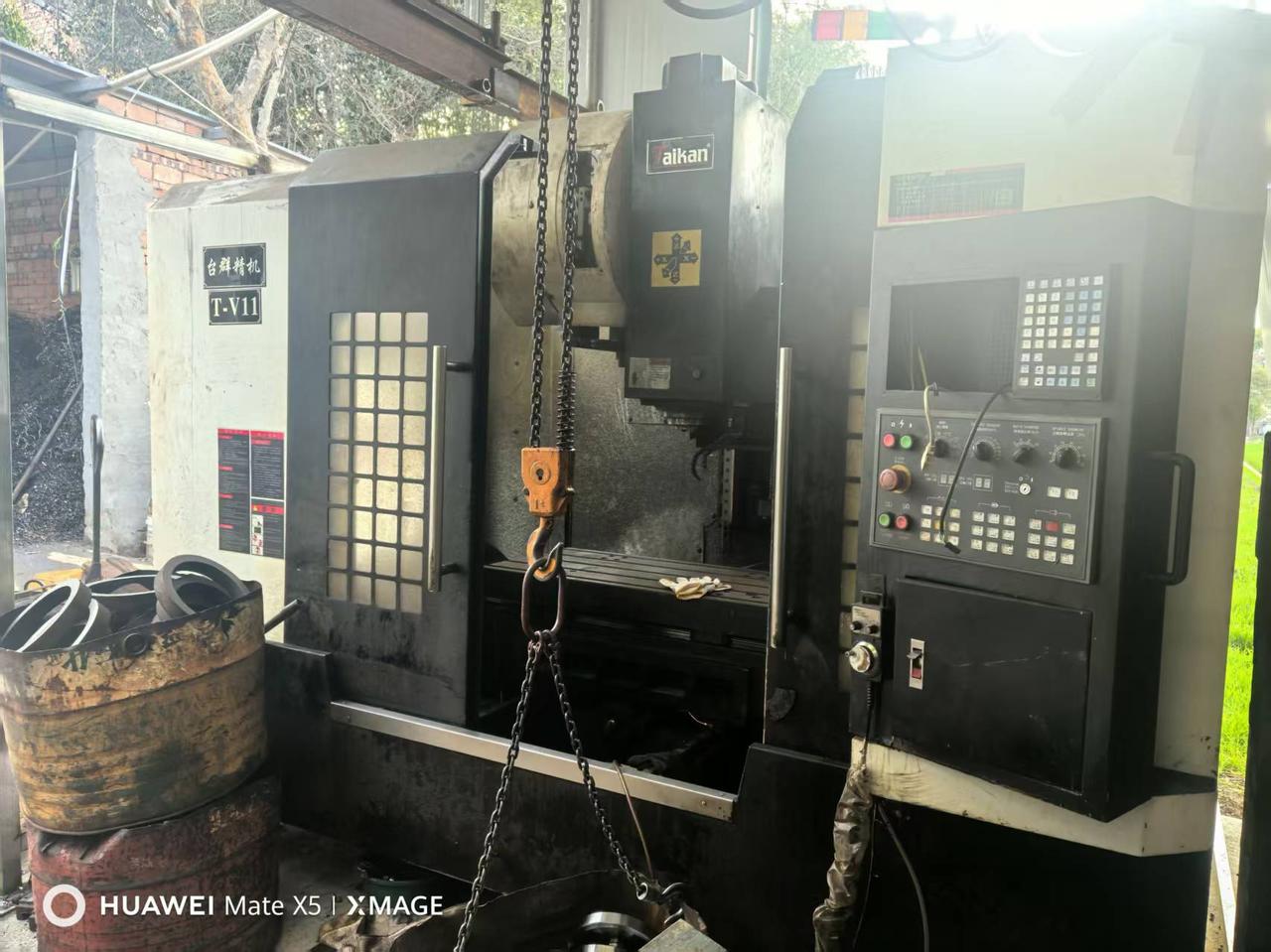 客户打电话给我，说他有一台CNC坏了，让我过来看一看哪里原因，我跟这客户说一下要