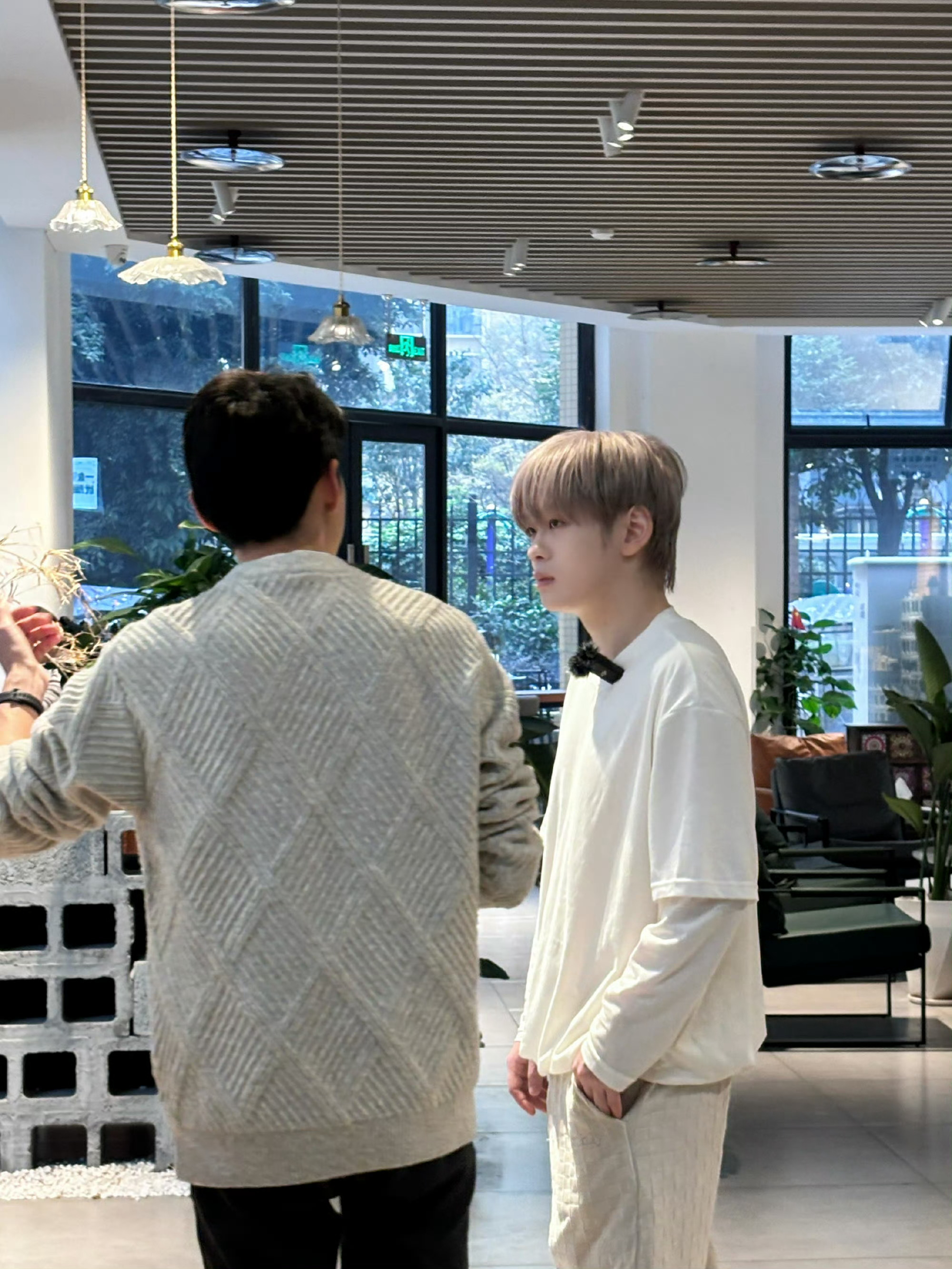 每日鲜诚c  这个发色真是越看越好看2026pel