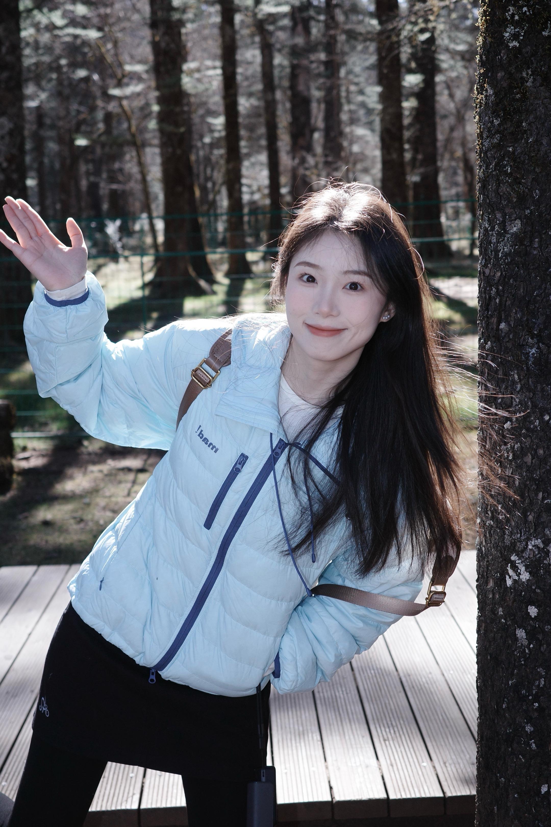 我会更坚强 会更独立 会更丰盈 会走的更远