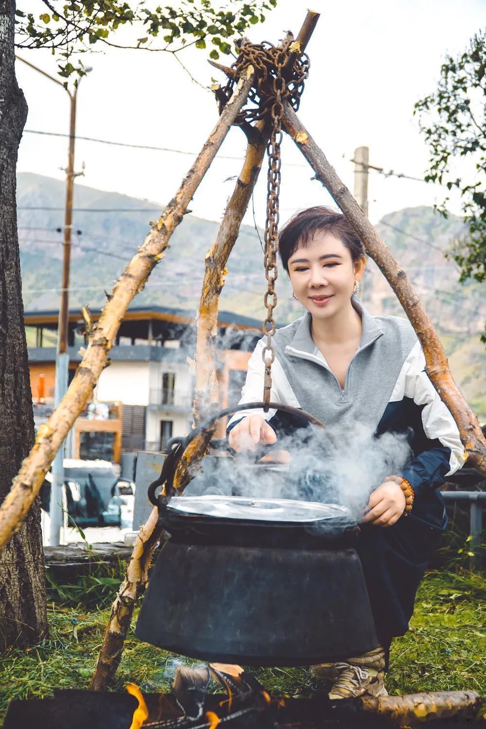 包子是煮着吃的！格鲁吉亚汤包🌟金卡利Khinkali 初秋的盛宴在格鲁吉亚满足