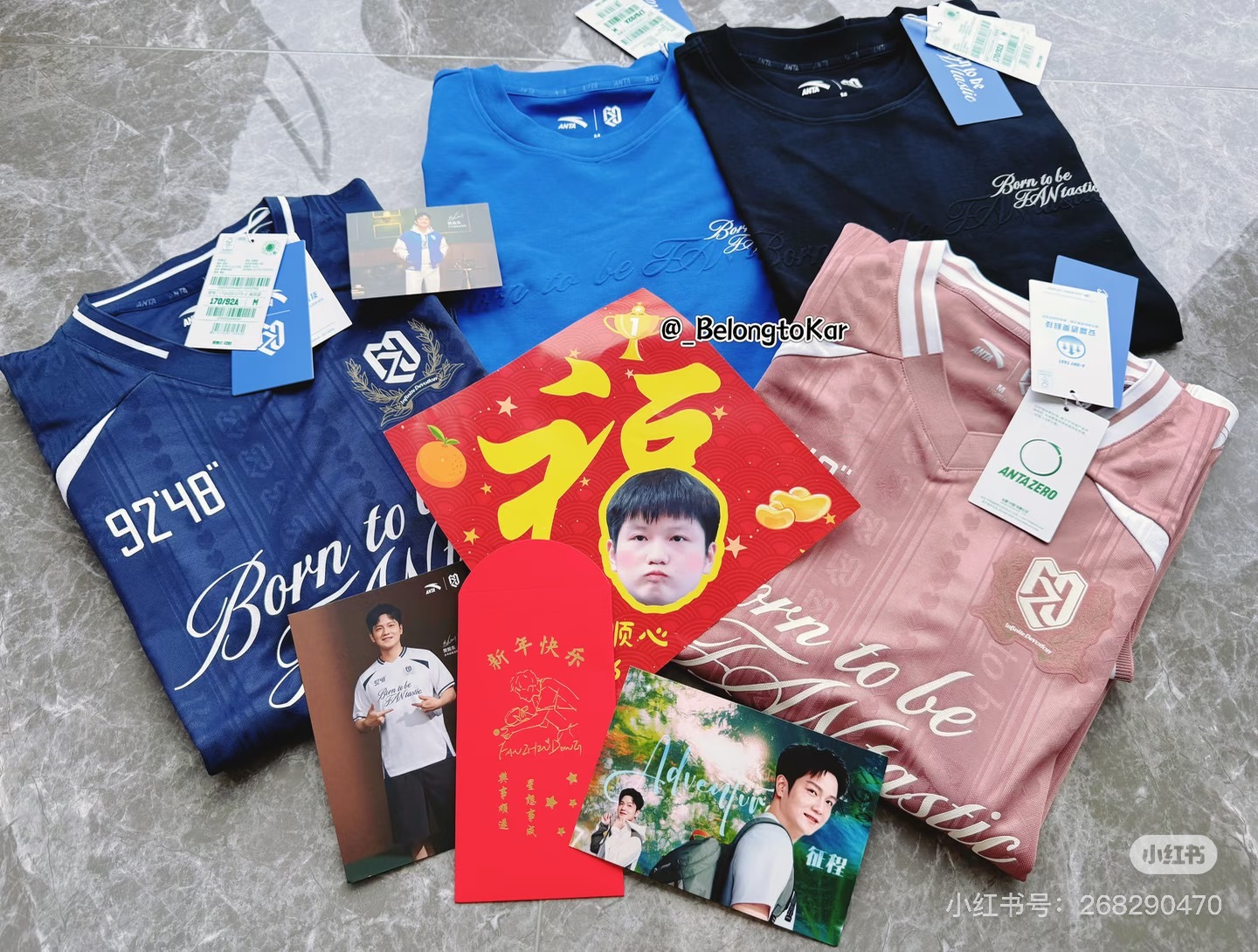 借图问，大噶有没有人知道中间这个大福是哪位星姐的物料 