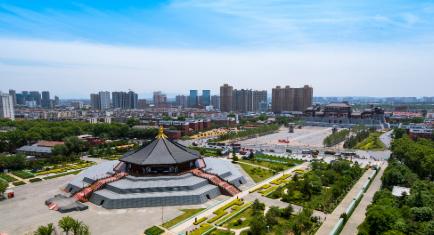 2025年商丘师范学院在河南普通类本科批的最低录取分是：历史类508分，物理类4