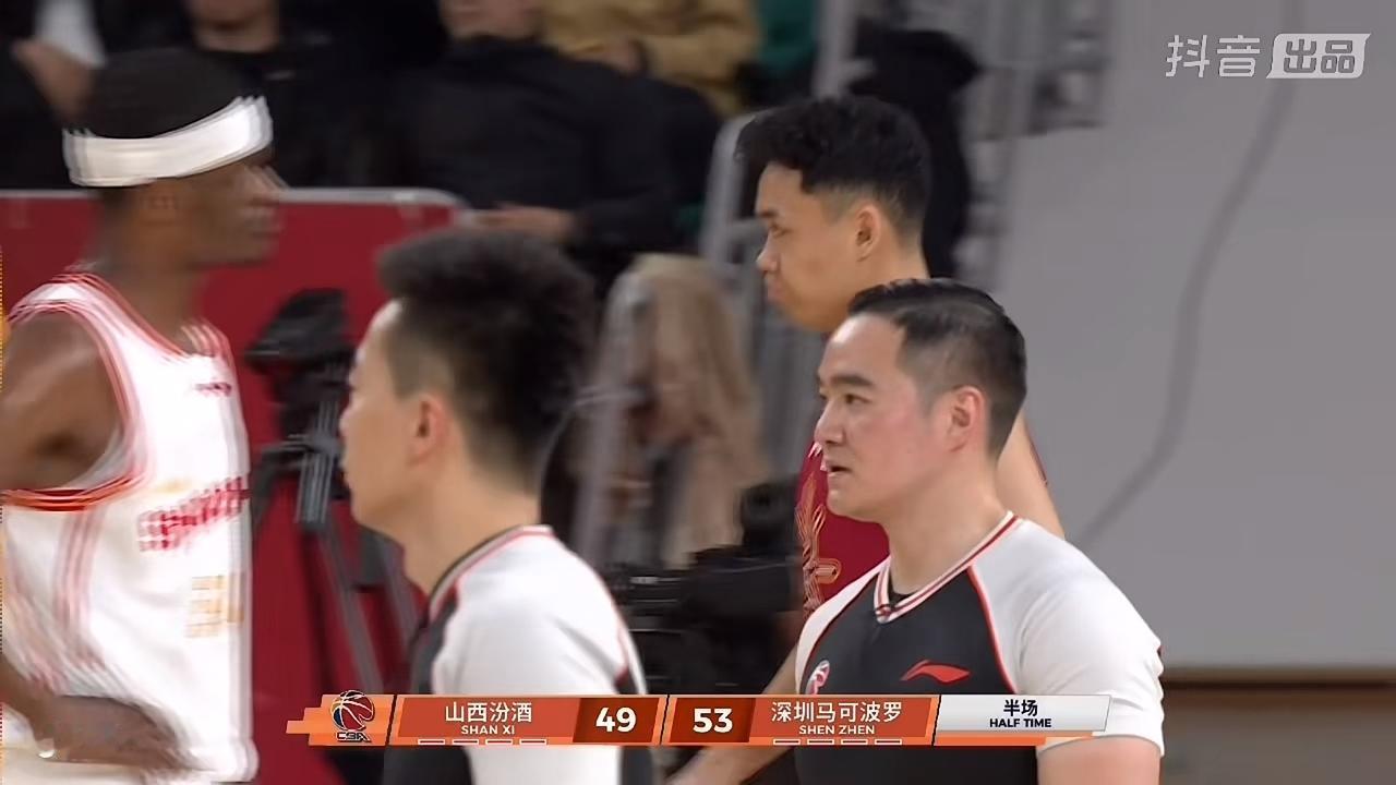 这场比赛太精彩了！

        在刚刚结束的山西汾酒男篮主场迎战深圳马可波