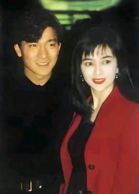 意难平，他俩应该是最般配的一对，记得小时候看录像，发现刘德华和关之琳总是演情侣，