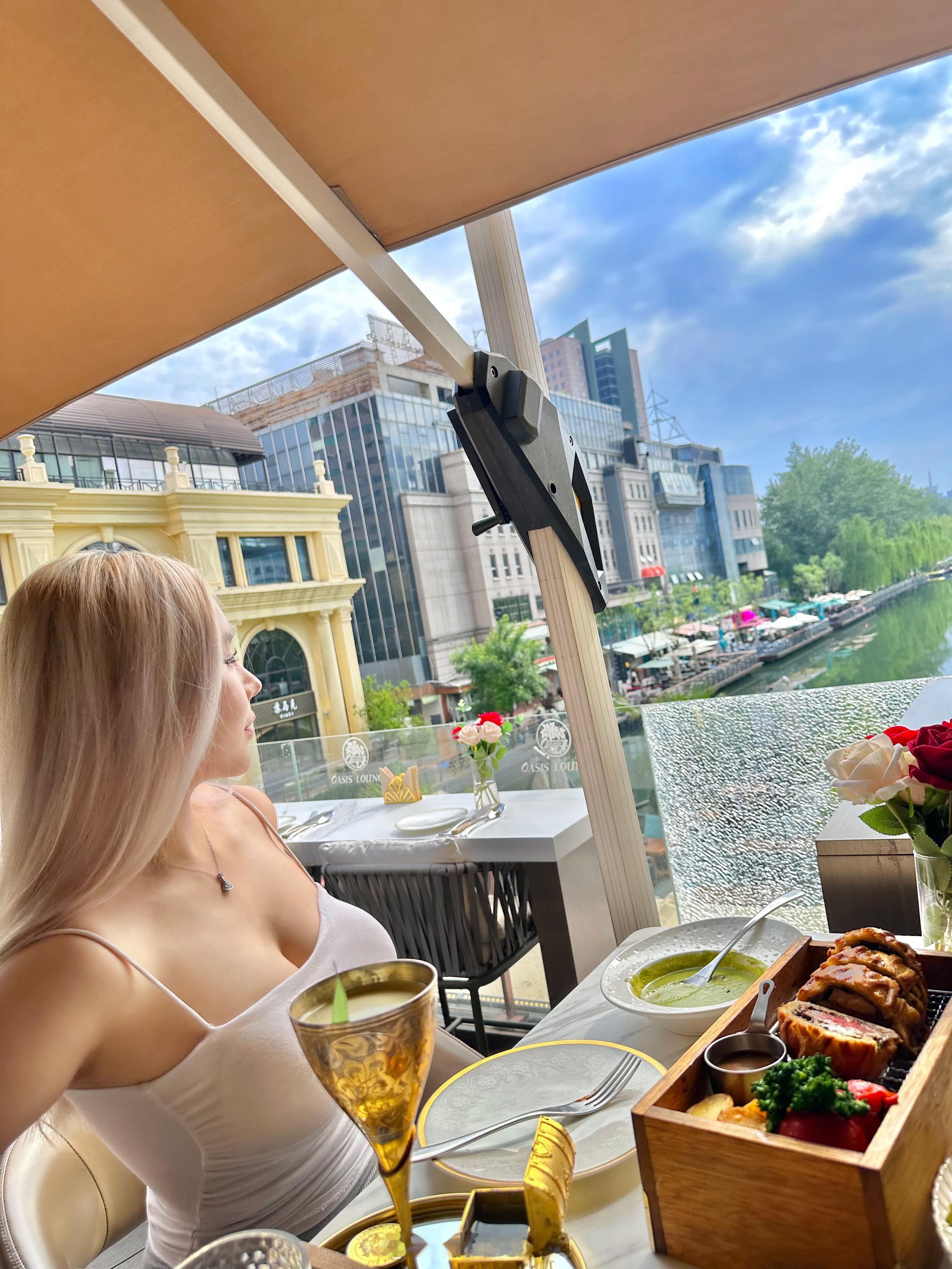 六一快乐，六月要越来越好[送花花]  ​​​