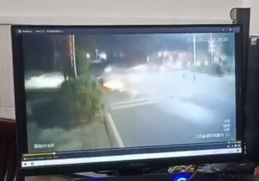 【#醉驾致一家3人死亡案将开庭#：肇事者及车主均被起诉 受害者家属希望严惩】#醉