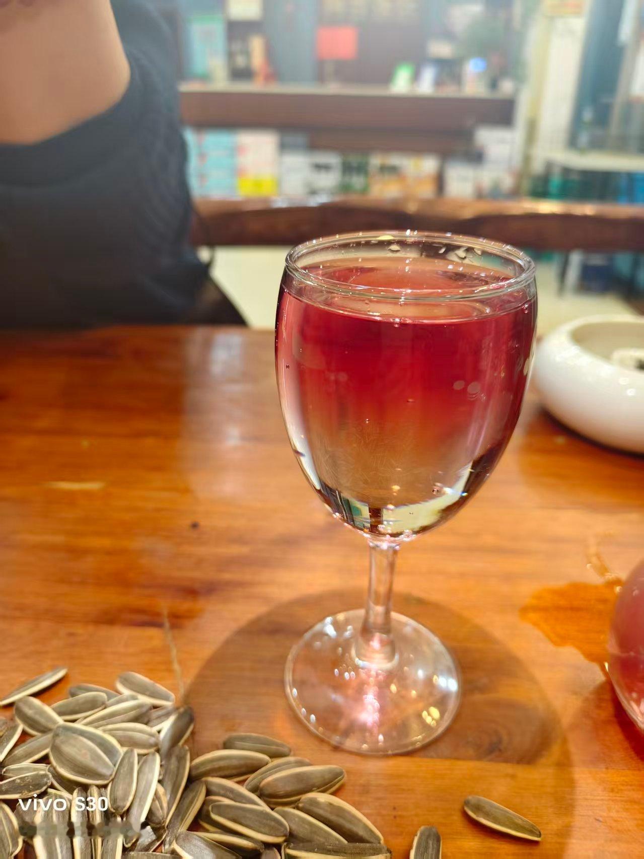 来看看今晚有没有约的？嗨起来嗨起来！