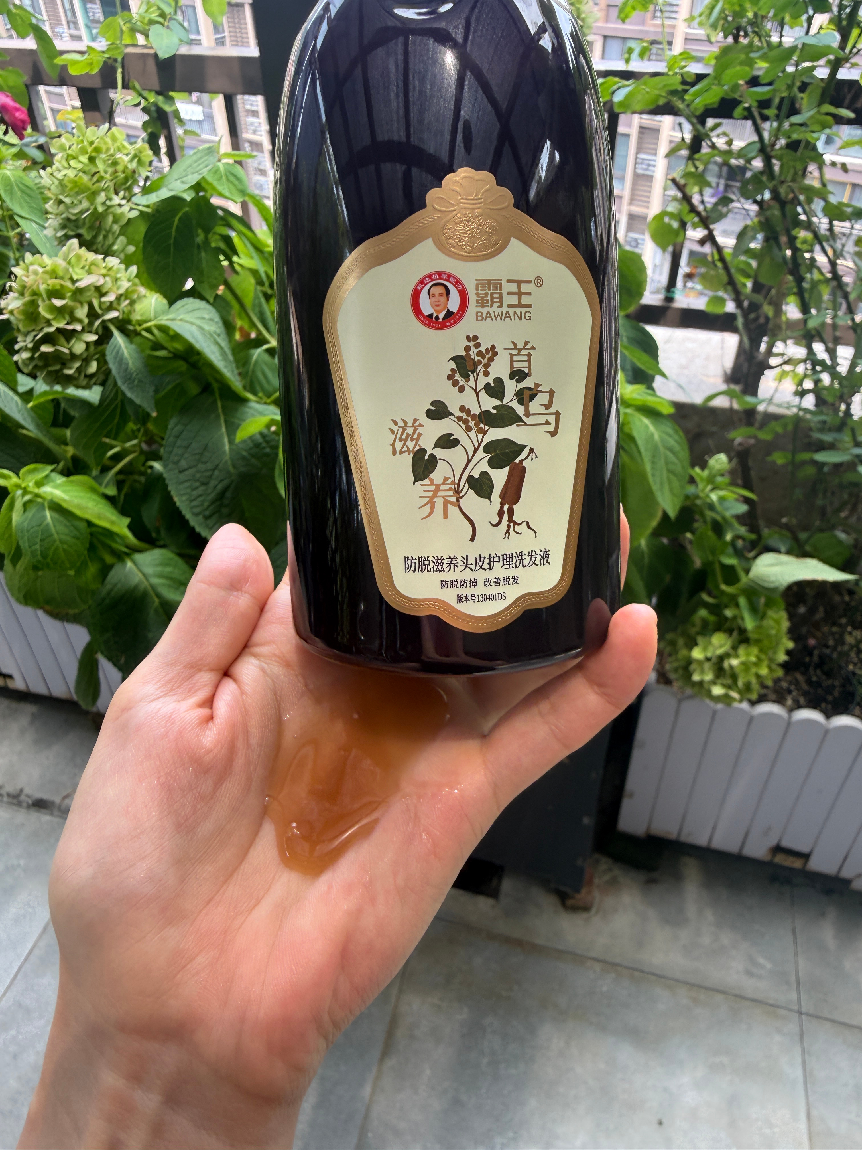 不管工作再累 看到这头发我就开心了！感谢霸王防脱！用了两年多了已经离不开这首乌的
