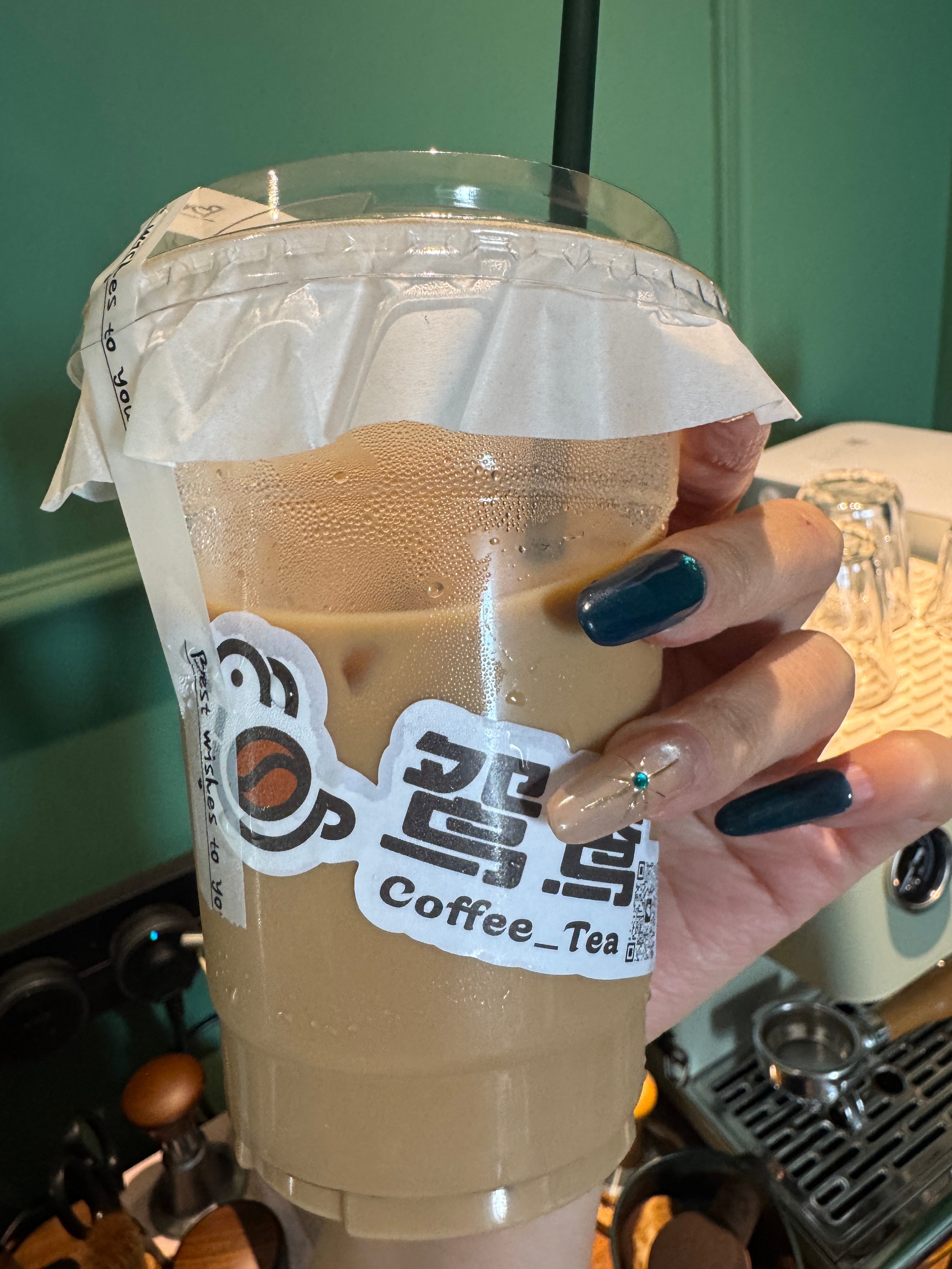 秋天🍂的第一杯奶茶（找个借口喝奶茶） 
