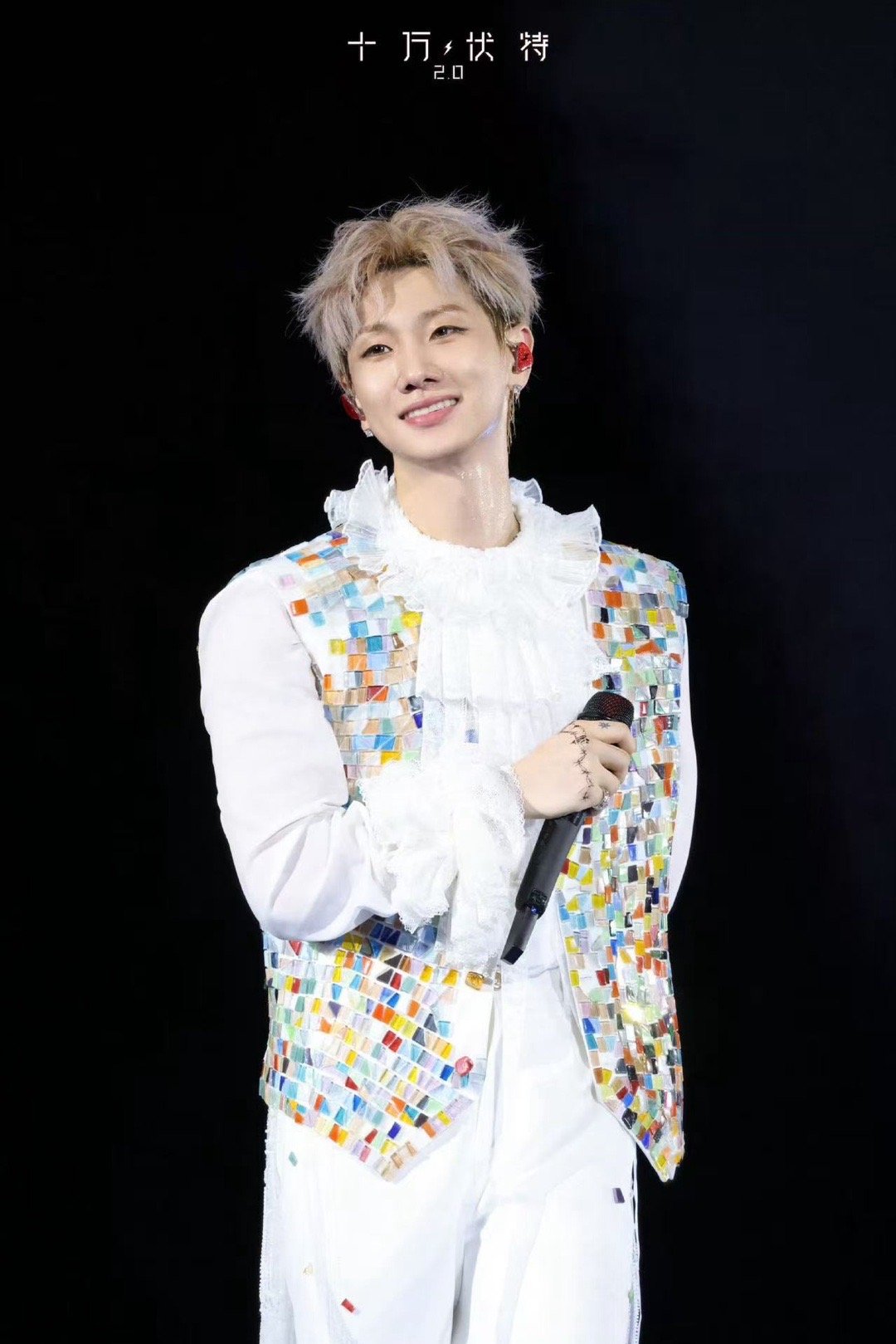 汪苏泷演唱会现场全是亲戚汪苏泷演唱会秒变认亲大会 新加坡收官之夜，汪苏泷喊了一声