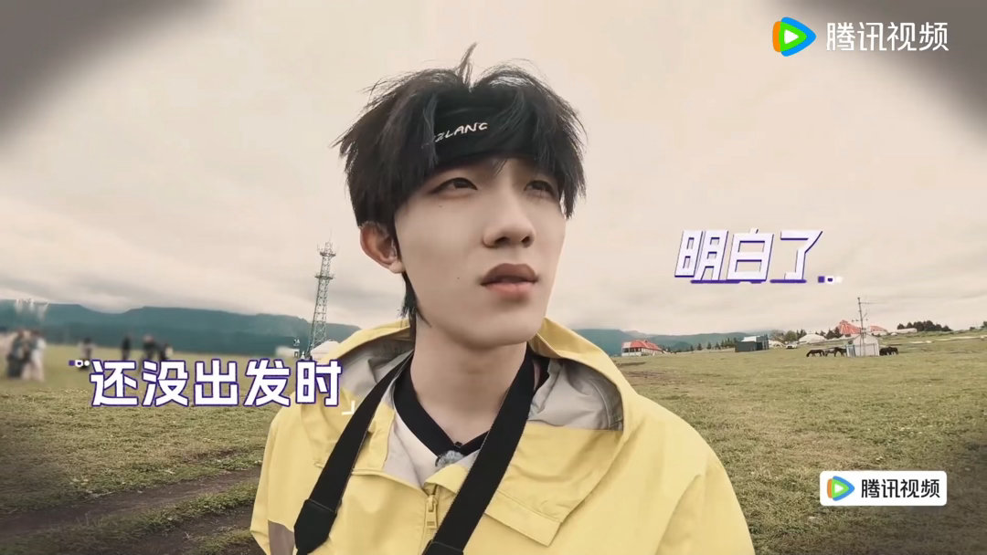 苏新皓十万个为什么真的好好笑，别人在看风景，就苏新皓一门心思研究骆驼，连环发问根