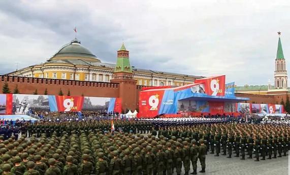 红场阅兵未受袭击，持续时间不到一小时

为纪念苏联于1945年战胜纳粹德国，5月