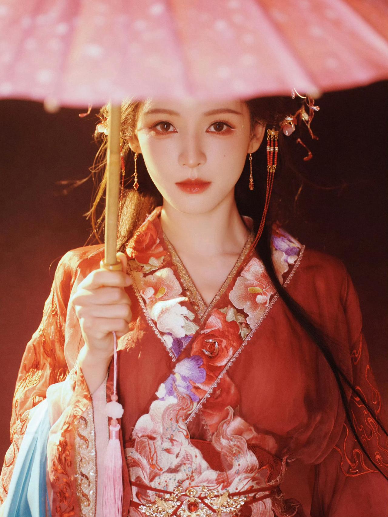 晒图笔记大赛美女明星穿搭写真