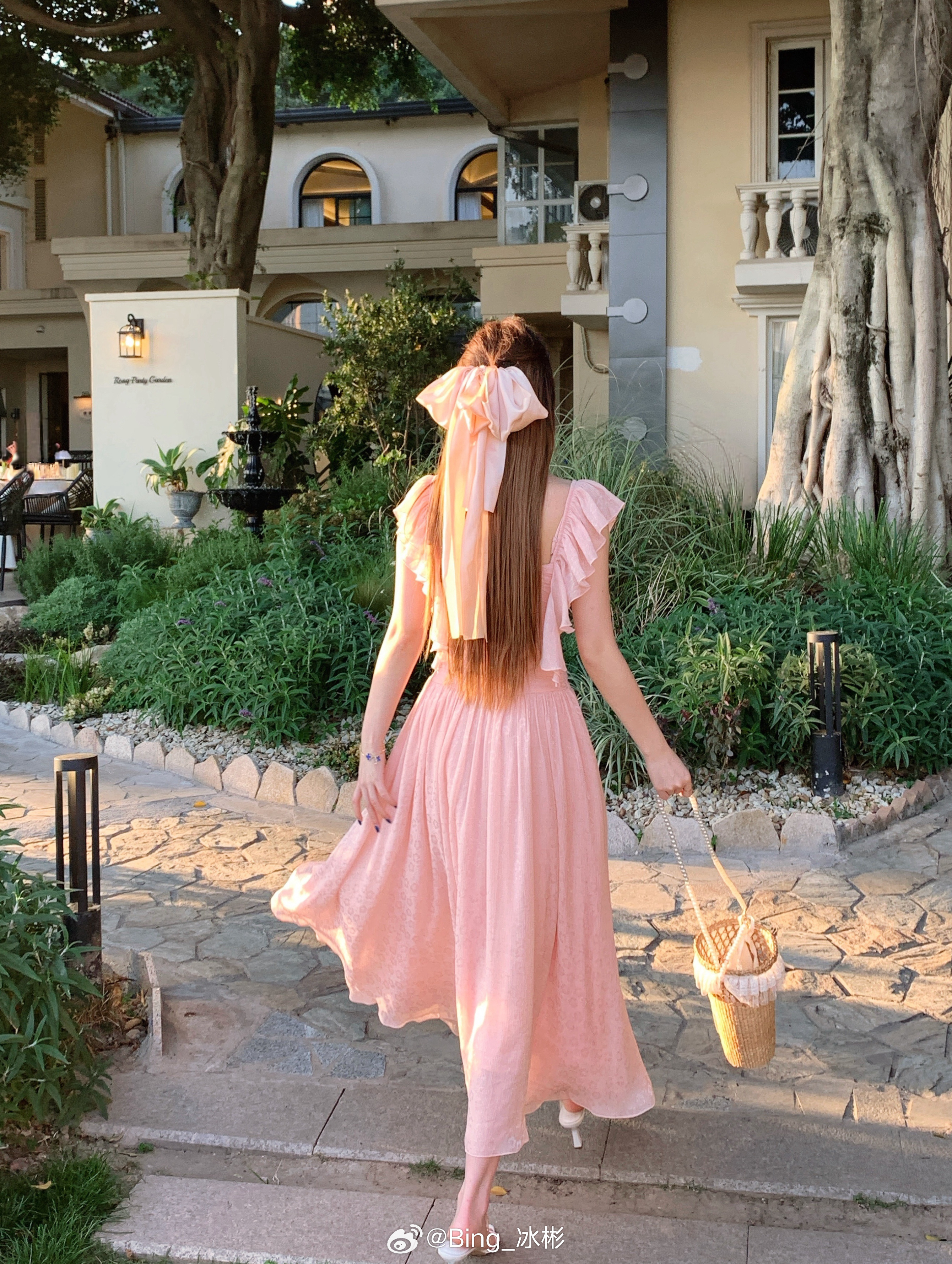 今日上午开款⬇️⬇️⬇️西柚粉or温柔杏？~ 