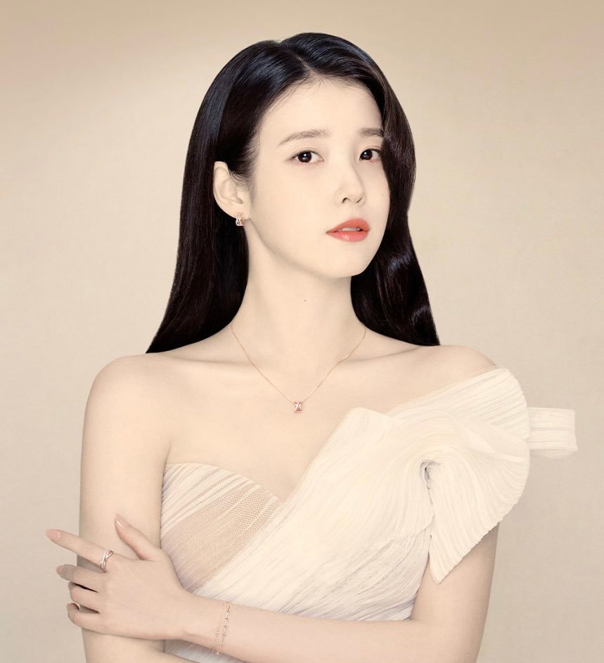 吼J.ESTINA的小卡永远都这么美貌 