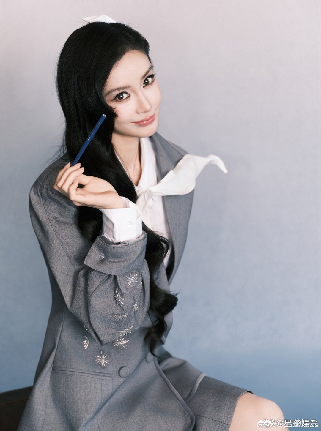 JYP女团成员Angelababy实在有点反感这次的名字乌龙了，小姑娘本名谢佳轩