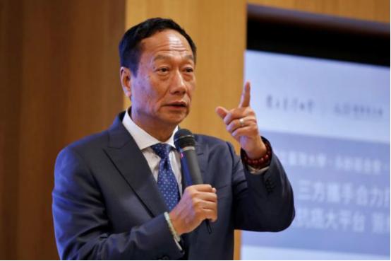 “我在大陆建厂，就是给大陆人赏饭吃！”2019年，郭台铭在媒体采访时口出狂言。而