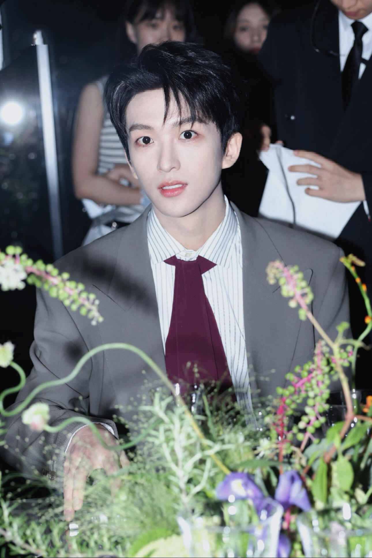 黄子弘凡[超话] 晚宴上的小少爷[写作业]黄子弘凡 ·华伦天奴 黄子弘凡 ·黄子