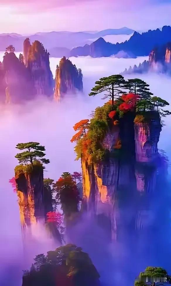 上联:风掀翠柳一帘梦
下联:日照丹霞半山金
横批:金山一梦