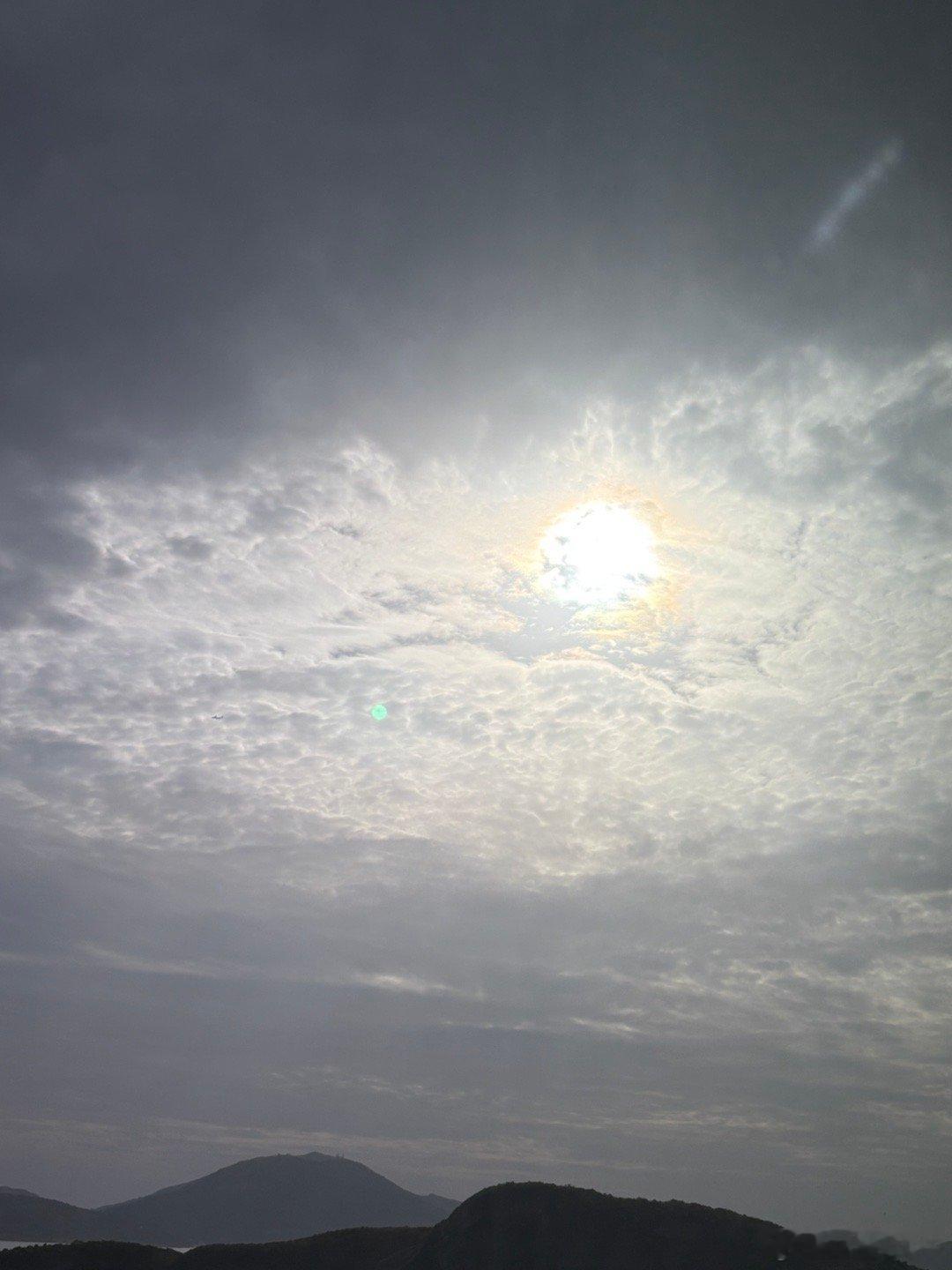 未来中国的生意的大致可以分为三种类型：“资本+智慧”型；“技术+智慧”型；“资本